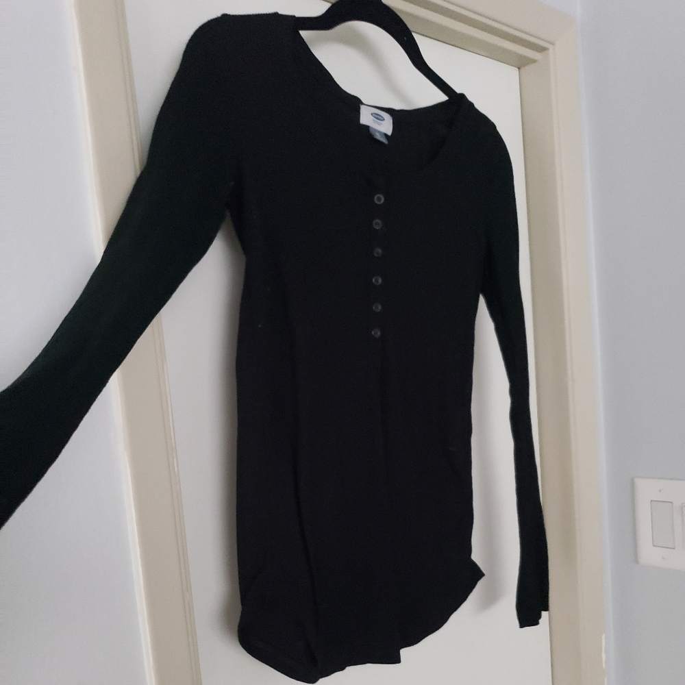 Xs old navy long sleeve shirt